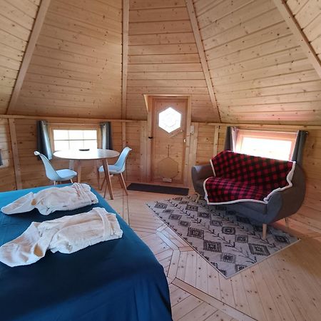 Les Cabanes Du Grand Nord Pradines  Eksteriør bilde